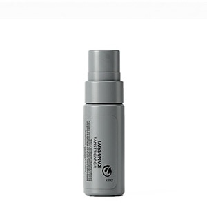 Airless Dispenser Produktbeispiel: grauer Airless Dispenser mit Logodesign